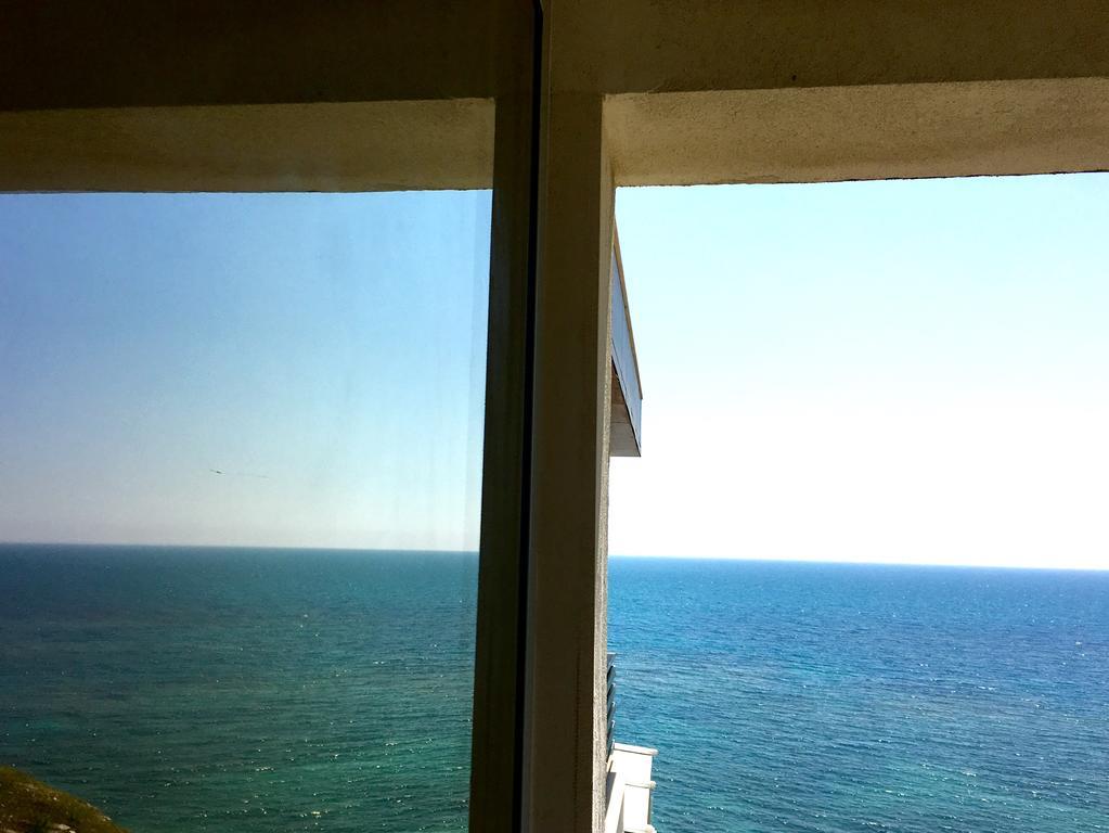 West Beach Apartment Durrës Exteriör bild
